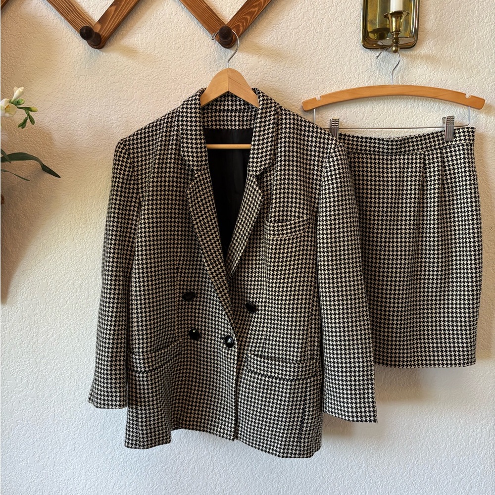 Vintage Houndstooth Skirt Suit